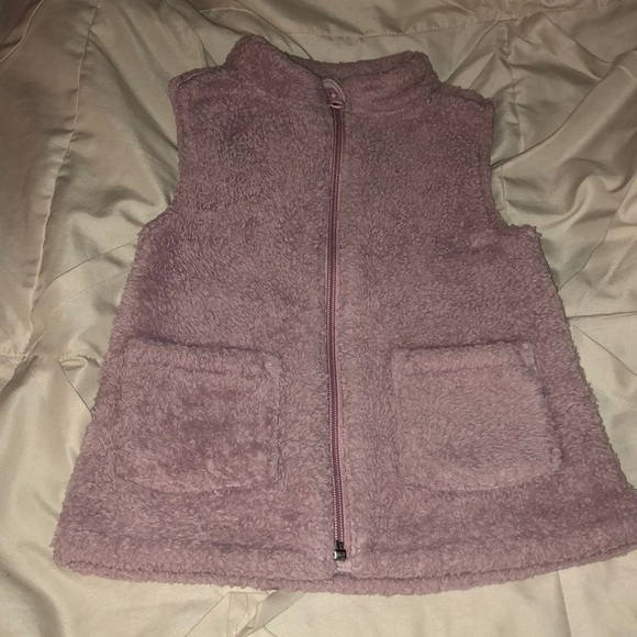 Old Navy Fur Vest - Picture 1 of 3